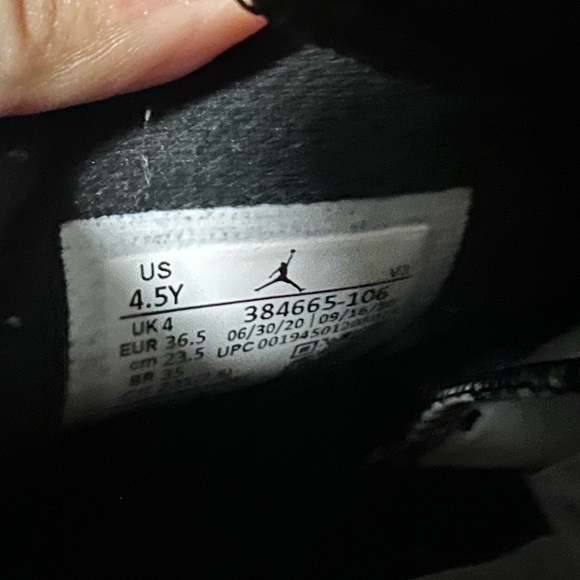 Jordan 6 Retro Carmines - Picture 6 of 7